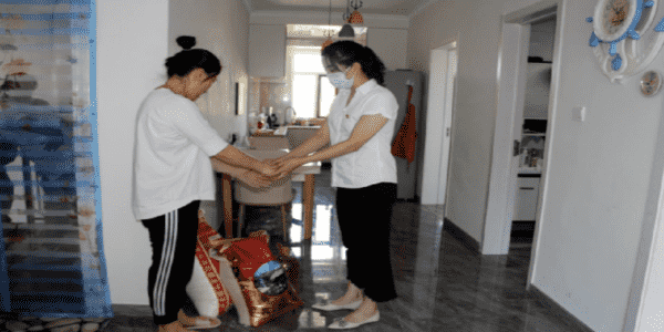 2021-8-26地方电力抚松分公司开展点亮 (4).png