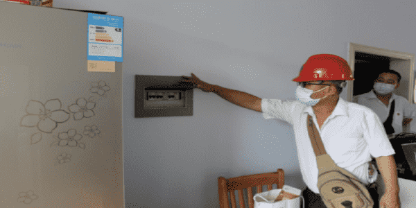 2021-8-26地方电力抚松分公司开展点亮 (1).png