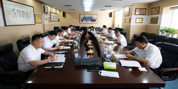 2021-9-1地方水电集团召开2021年领导班子以案促改专题民主生活会 (1).jpg