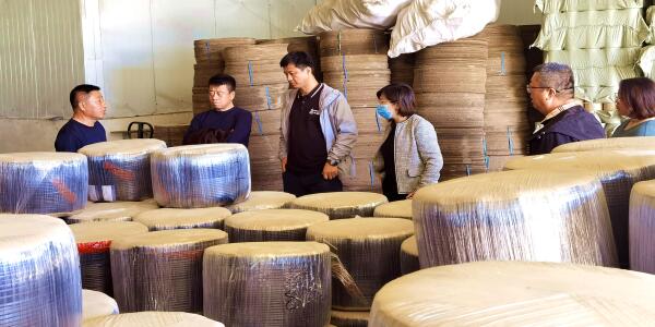 1632895579138025649.jpg 2021-9-29节水股份公司高鹏总经理一行到节水材料生产厂调研及进行国庆节前安全生产大检查-图片2.jpg