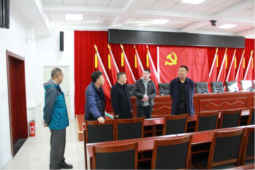 2021-10-22集团公司副总经理王世军一行二道白河督导检查工作集团公司副总经理王世军一行二道白河督导检查工作 (3).png