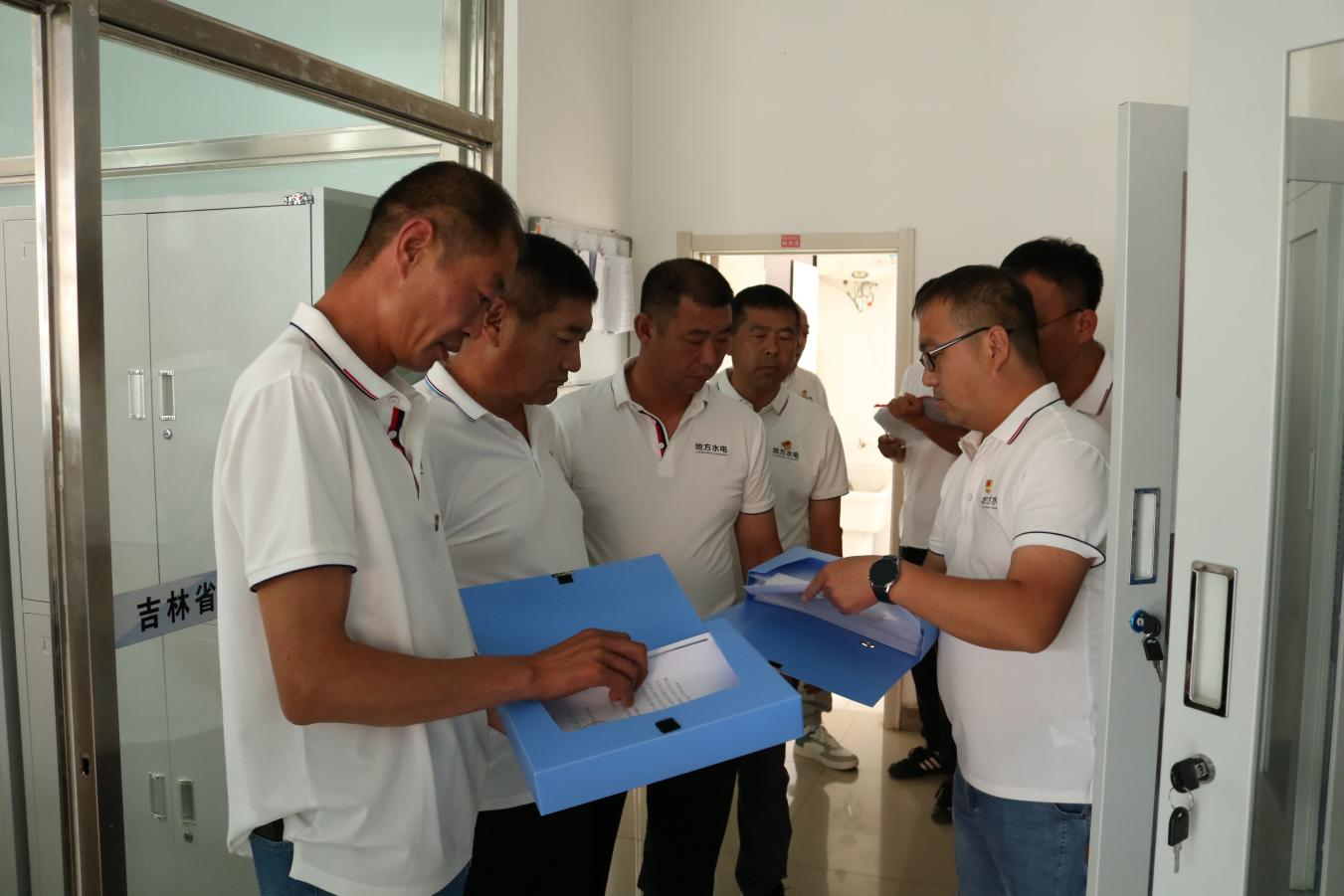 1723092154428028538.png b.png